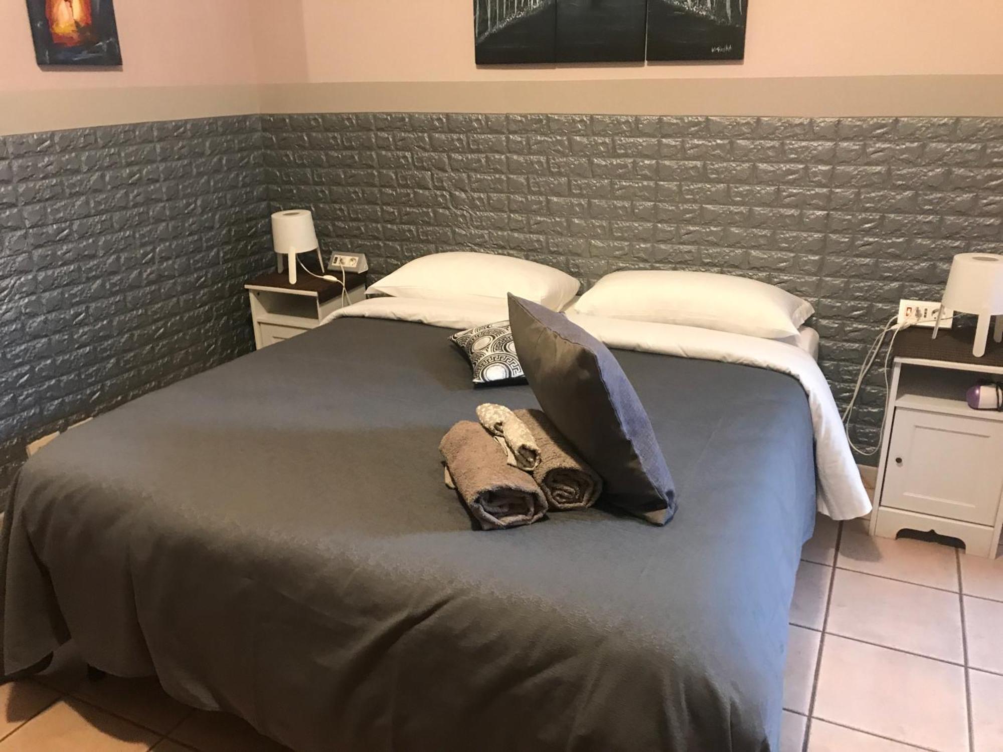 Vegan Inn Airport - Adults Only - Late Check In Фьюмичино Экстерьер фото
