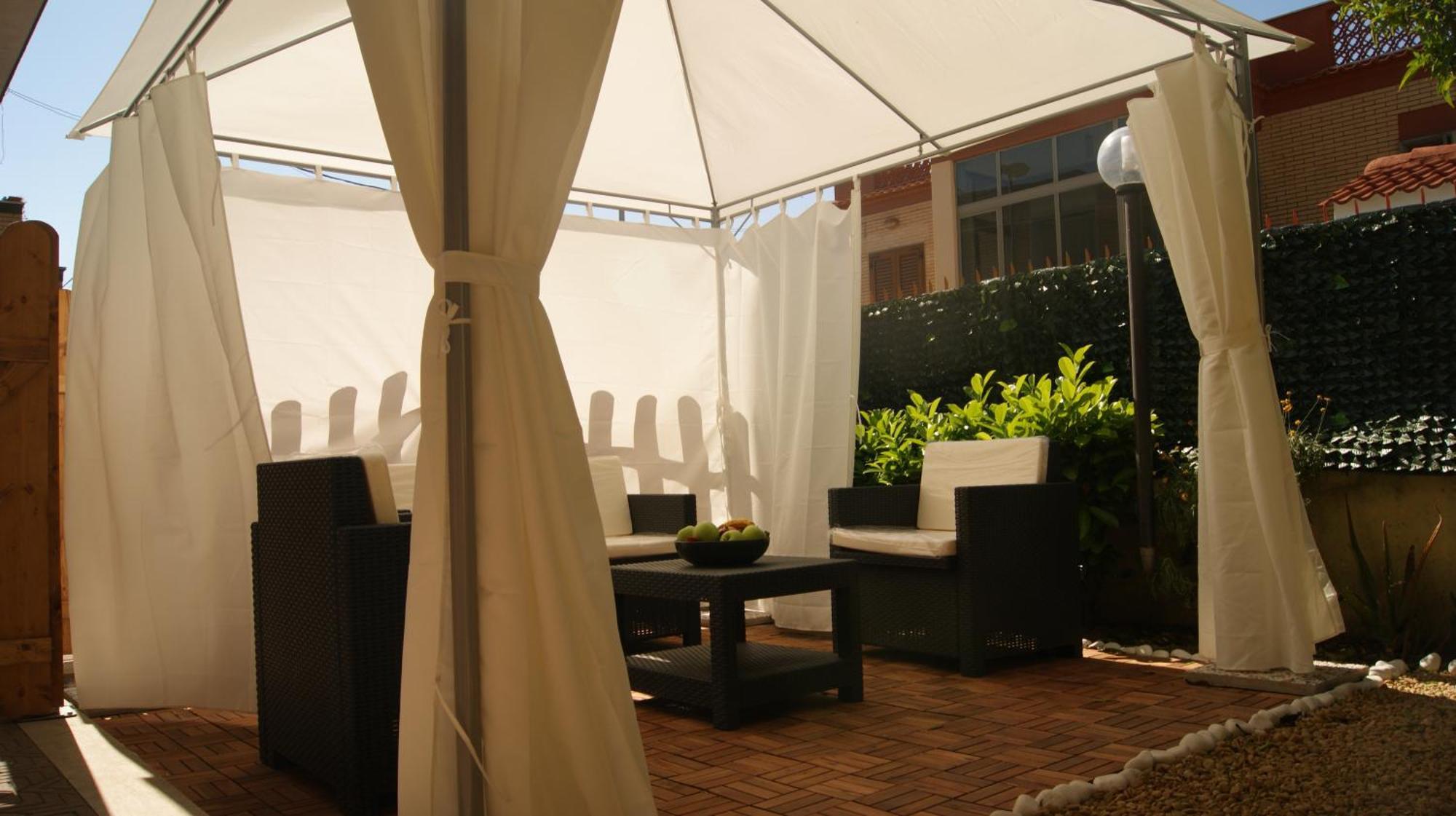 Vegan Inn Airport - Adults Only - Late Check In Фьюмичино Экстерьер фото